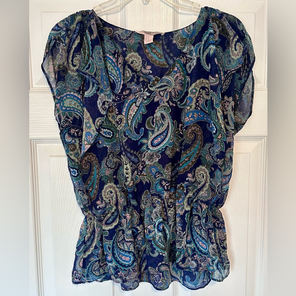 Forever 21 V-Neck Paisley Blouse